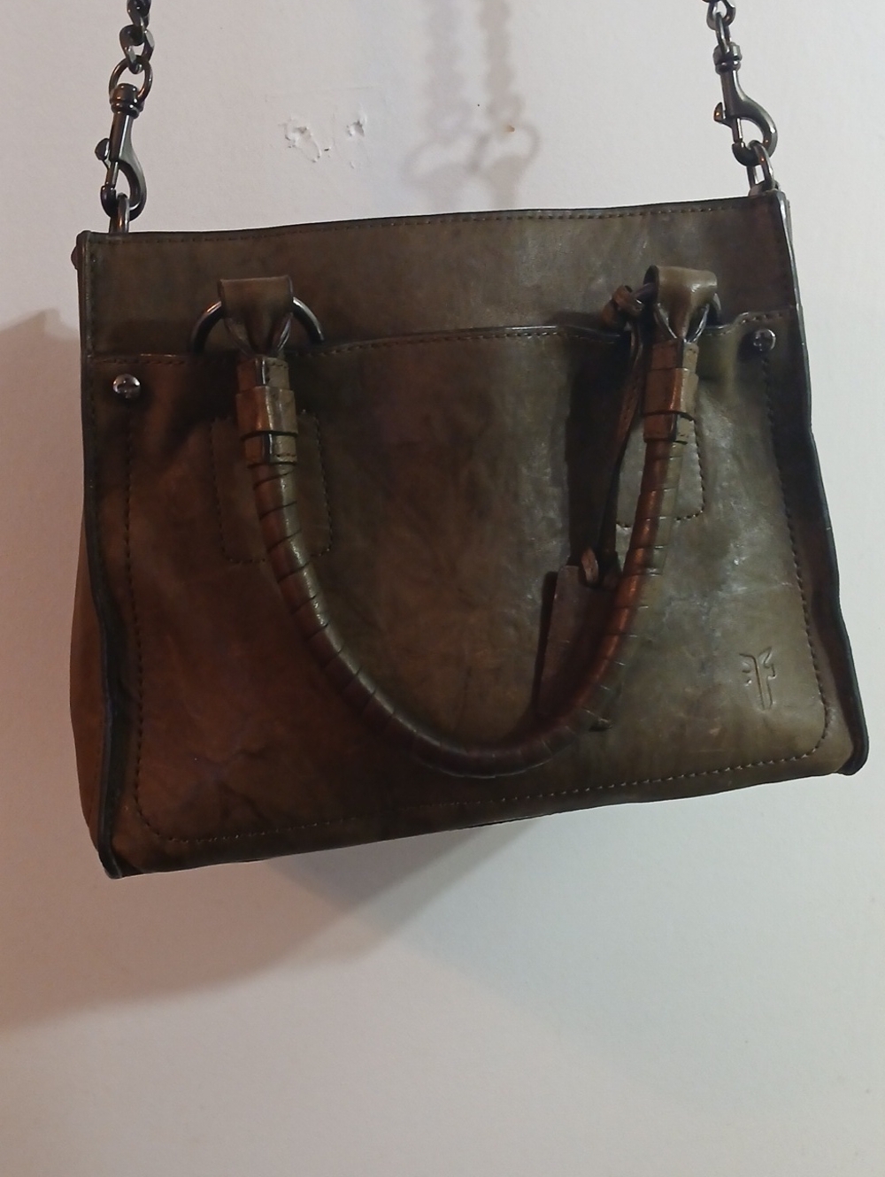 Leather Satchel Bag in Olive Green. Or Shoulder